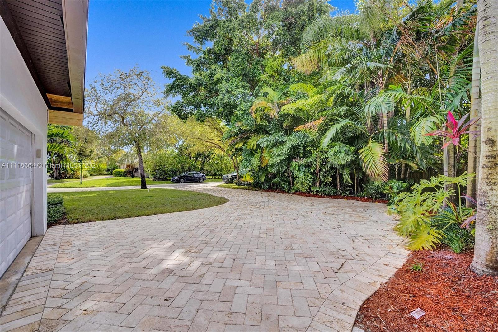 MANGO GROVE ESTATES - Residential