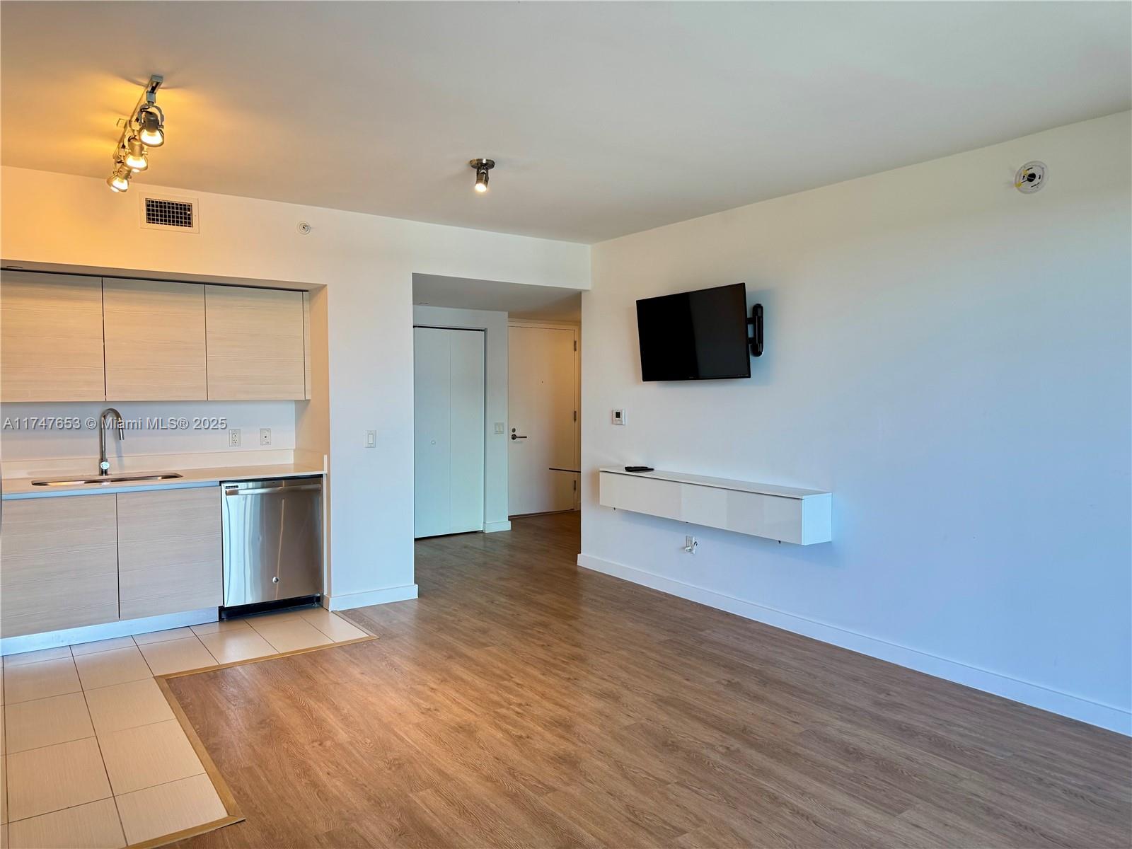 4250 BISCAYNE BOULEVARD C - Residential