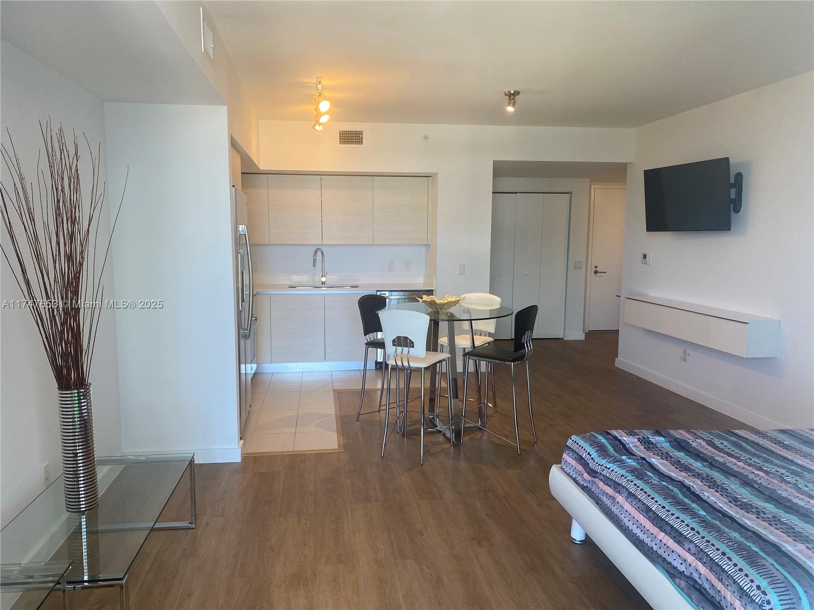 4250 BISCAYNE BOULEVARD C - Residential