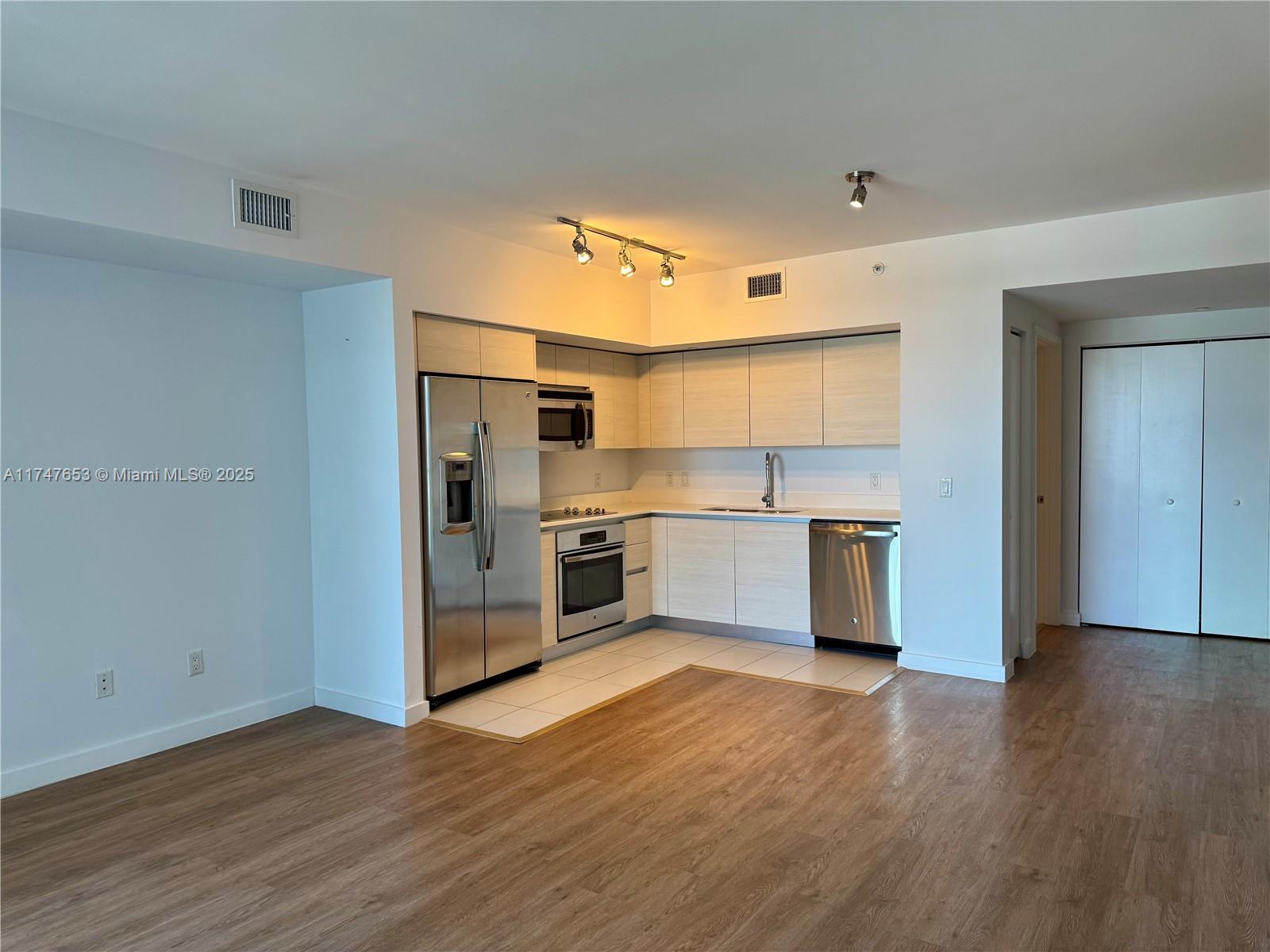 4250 BISCAYNE BOULEVARD C - Residential