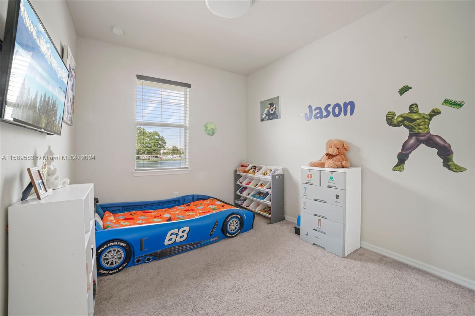 HILLCREST COUNTRY CLUB SO - Residential Lease