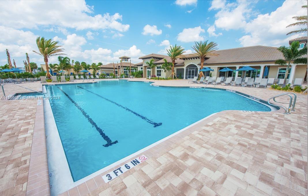 HILLCREST COUNTRY CLUB SO - Residential Lease