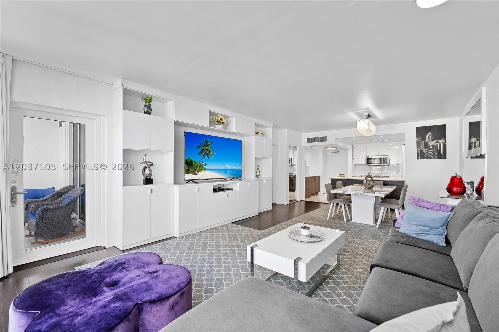 10275 Collins Ave 807