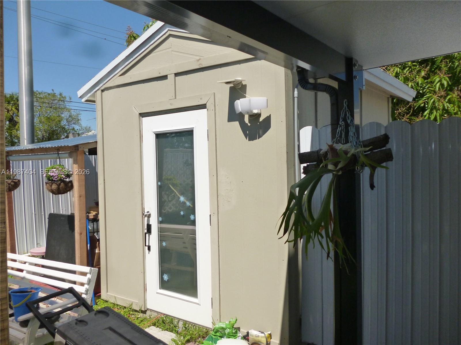 LIME GROVE GARDENS - Residential