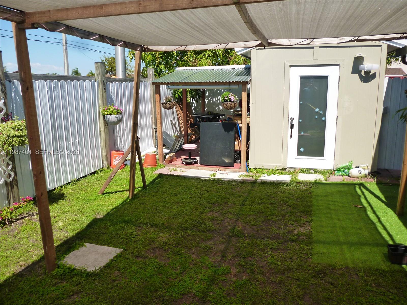 LIME GROVE GARDENS - Residential