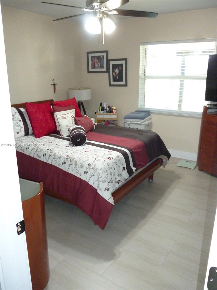 LIME GROVE GARDENS - Residential