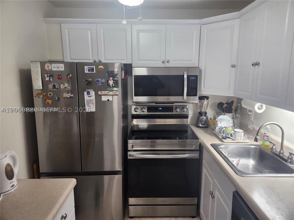 Photo of 2114 E Cambridge E #2114, Deerfield Beach, FL 33442 (MLS # A12069880)