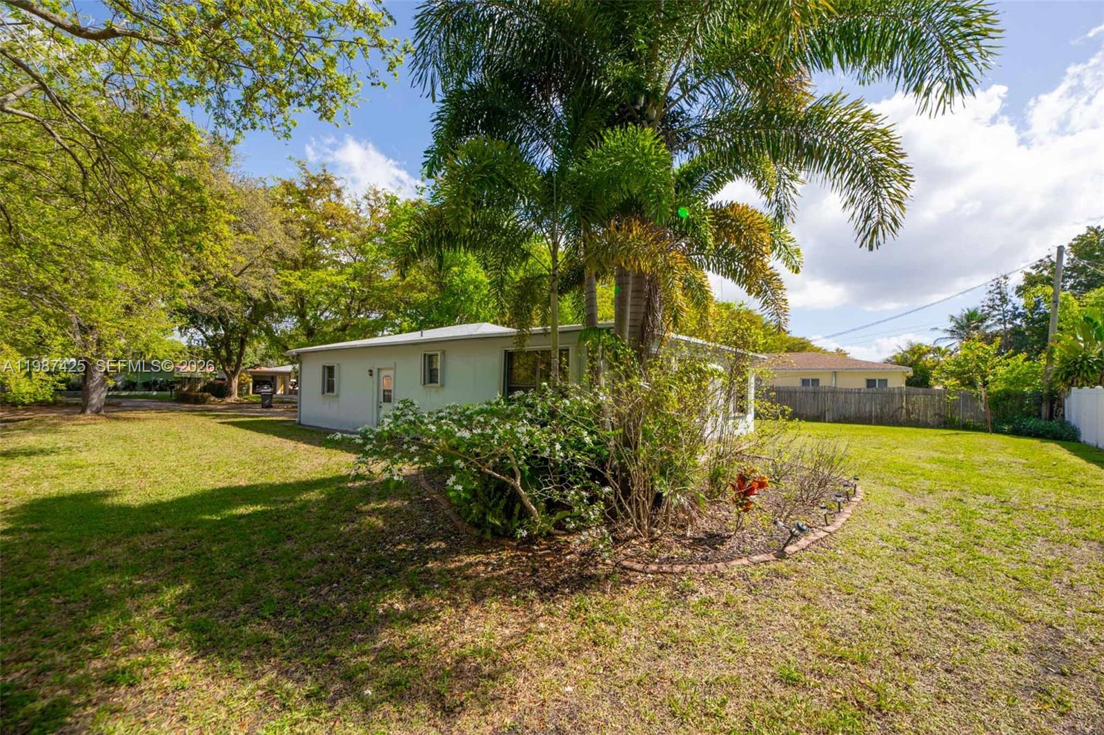 HILLSIDE PARK - Residential