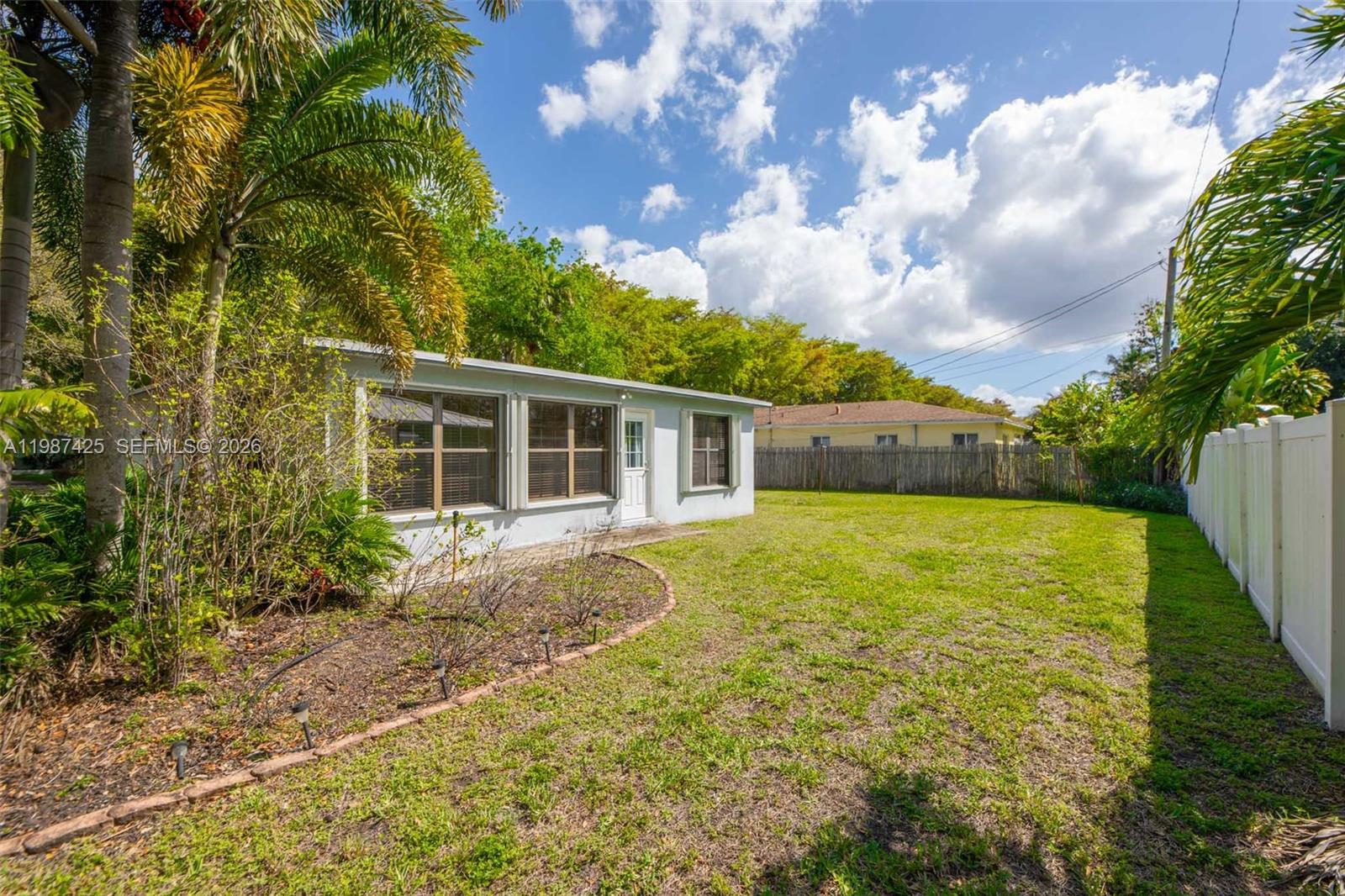 HILLSIDE PARK - Residential