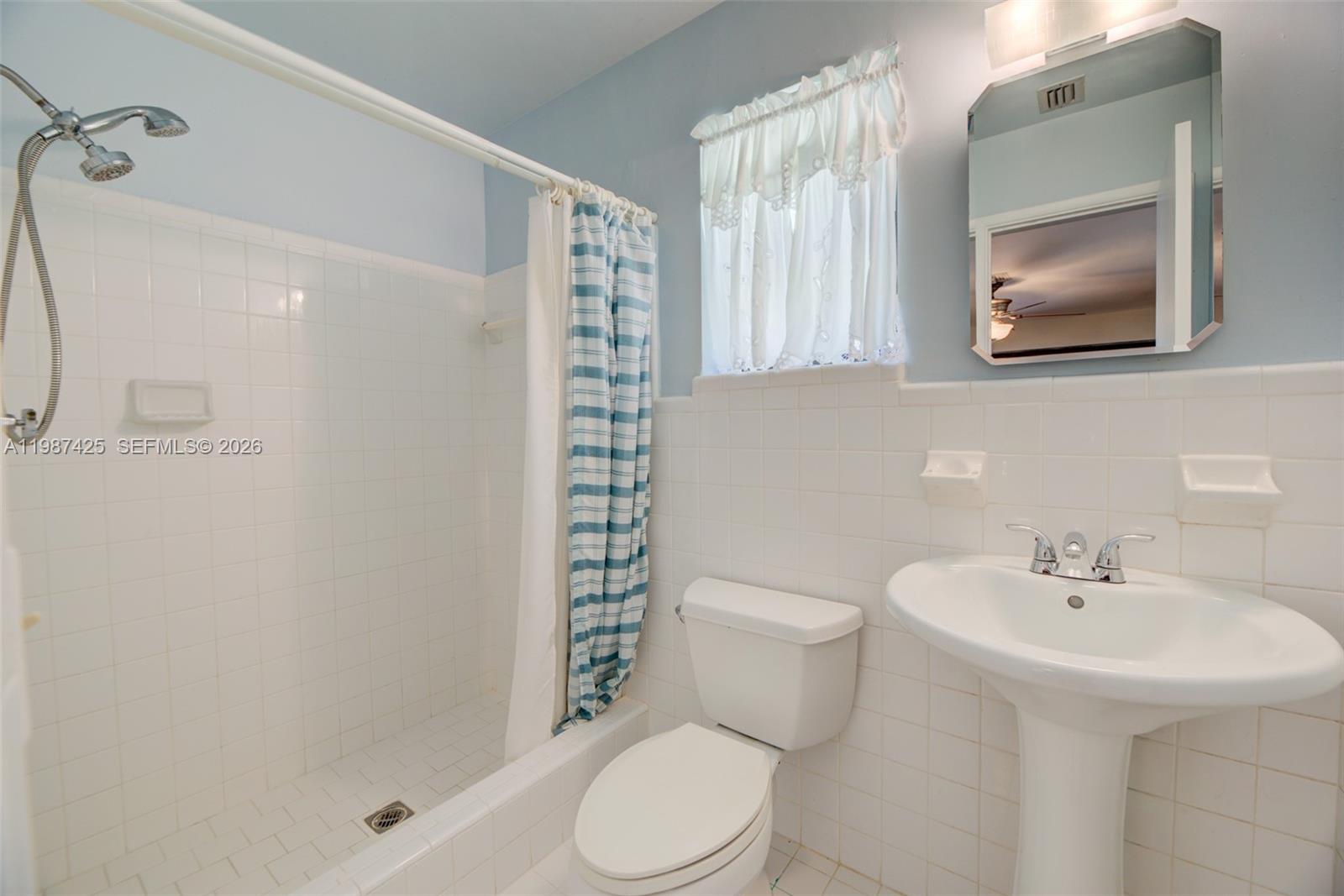 HILLSIDE PARK - Residential