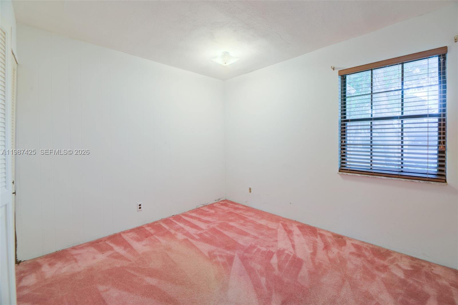 HILLSIDE PARK - Residential