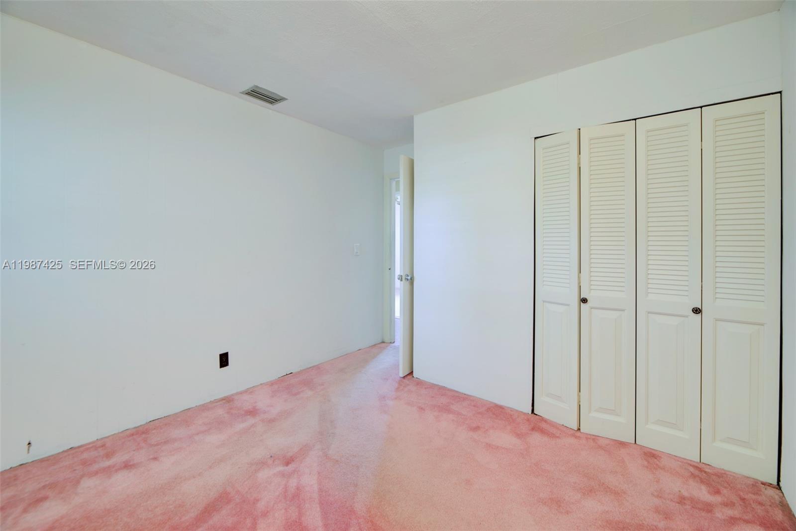 HILLSIDE PARK - Residential