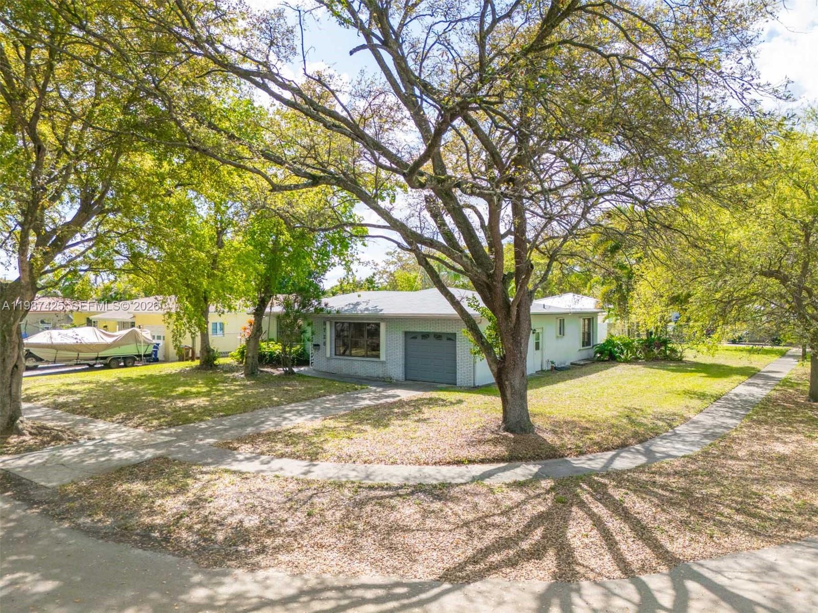 HILLSIDE PARK - Residential