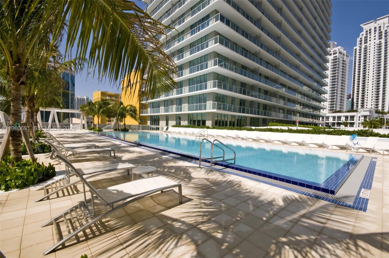 THE AXIS ON BRICKELL II C - Residential
