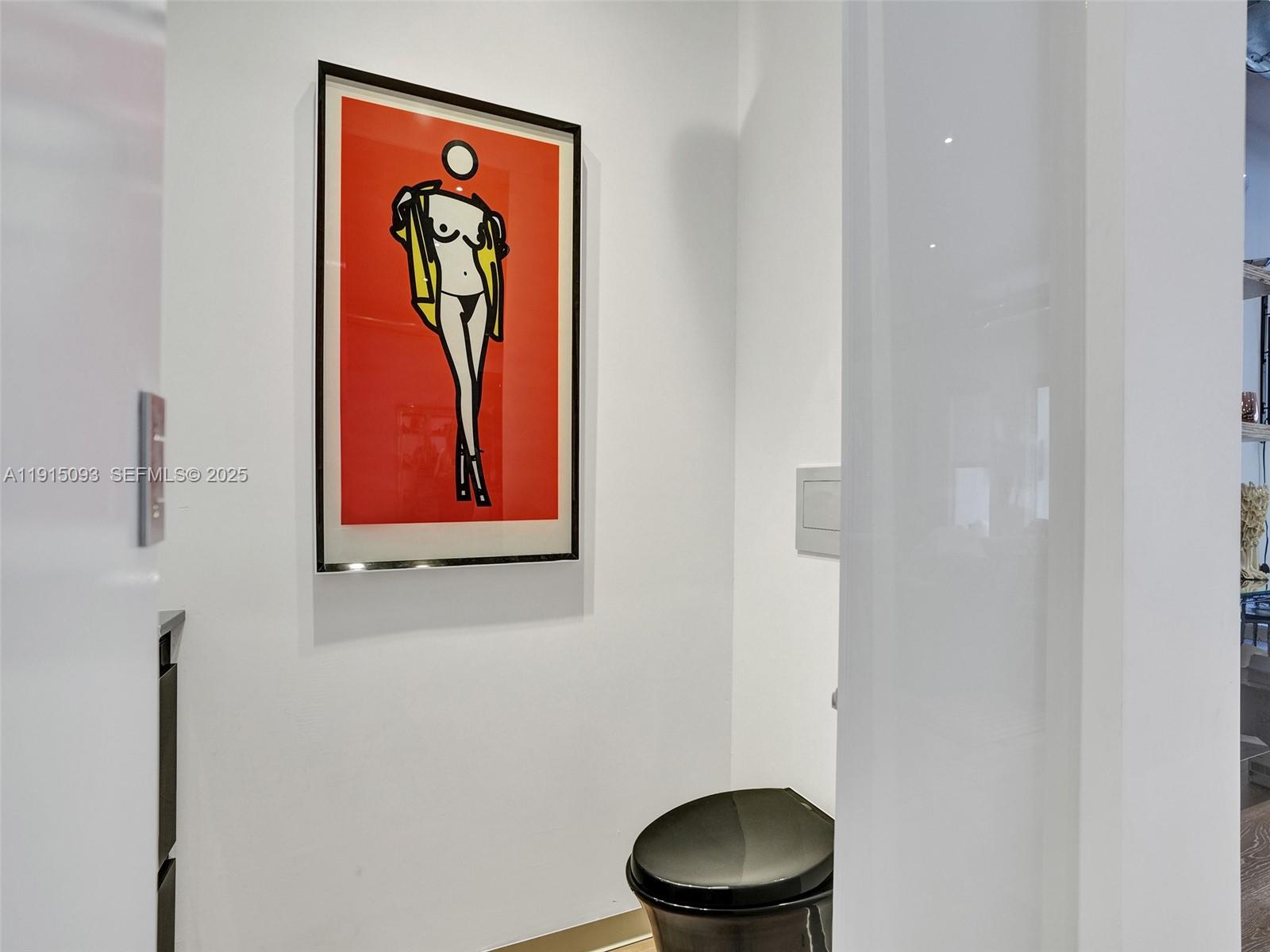 HOLLYWOOD - Residential