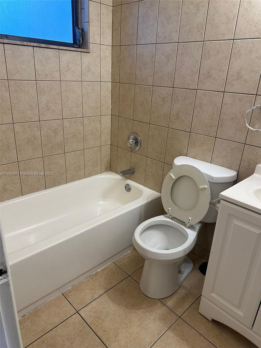 SUB PB B-121 - Residential Lease