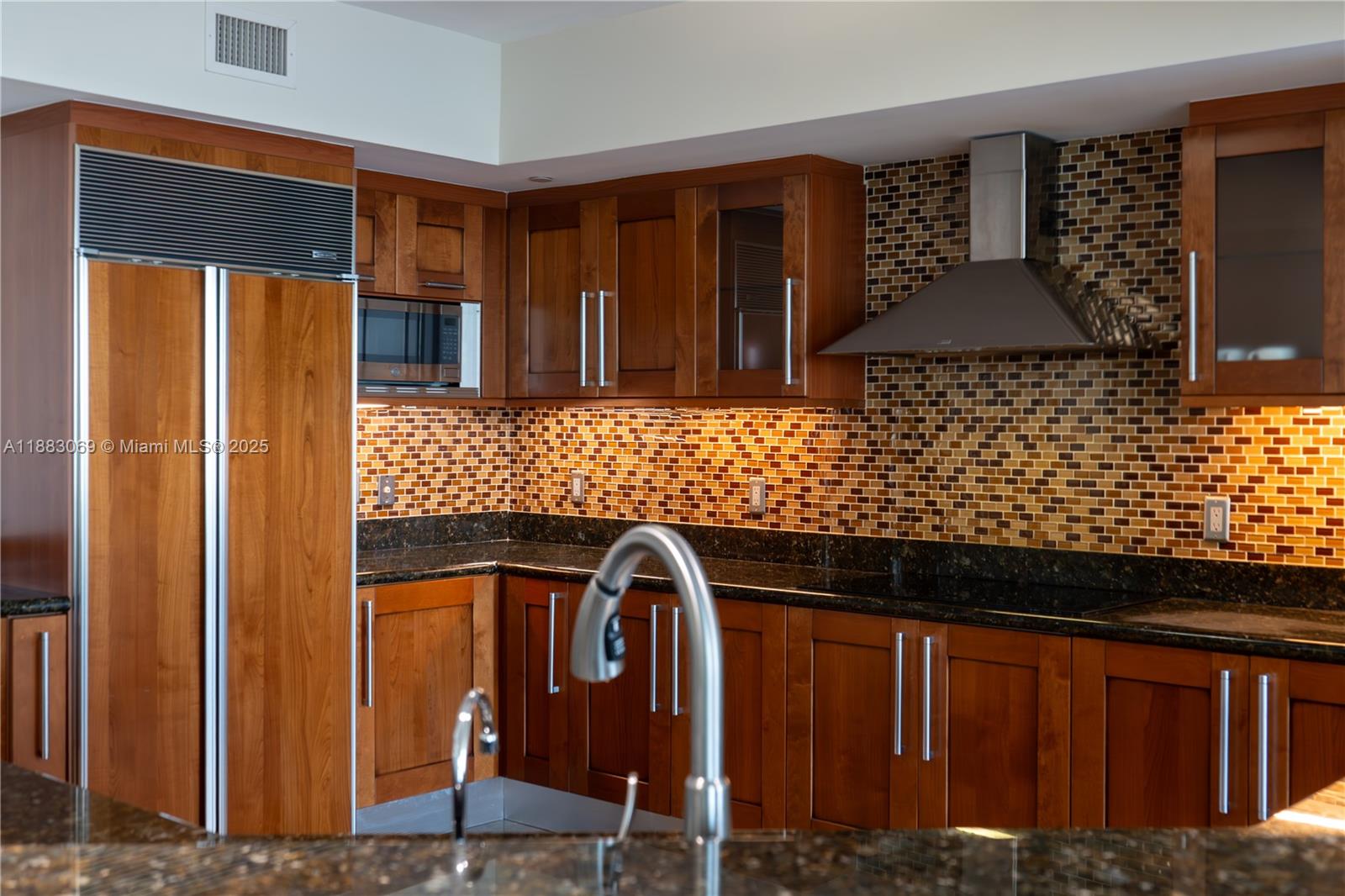 THE PENINSULA II CONDO - Residential Lease