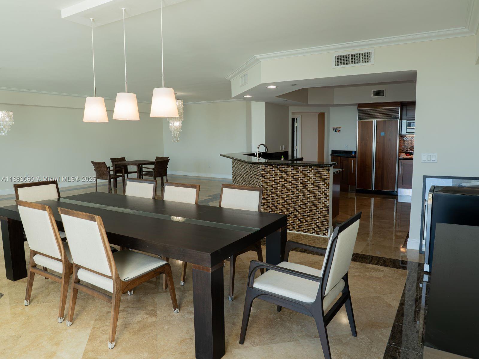 THE PENINSULA II CONDO - Residential Lease