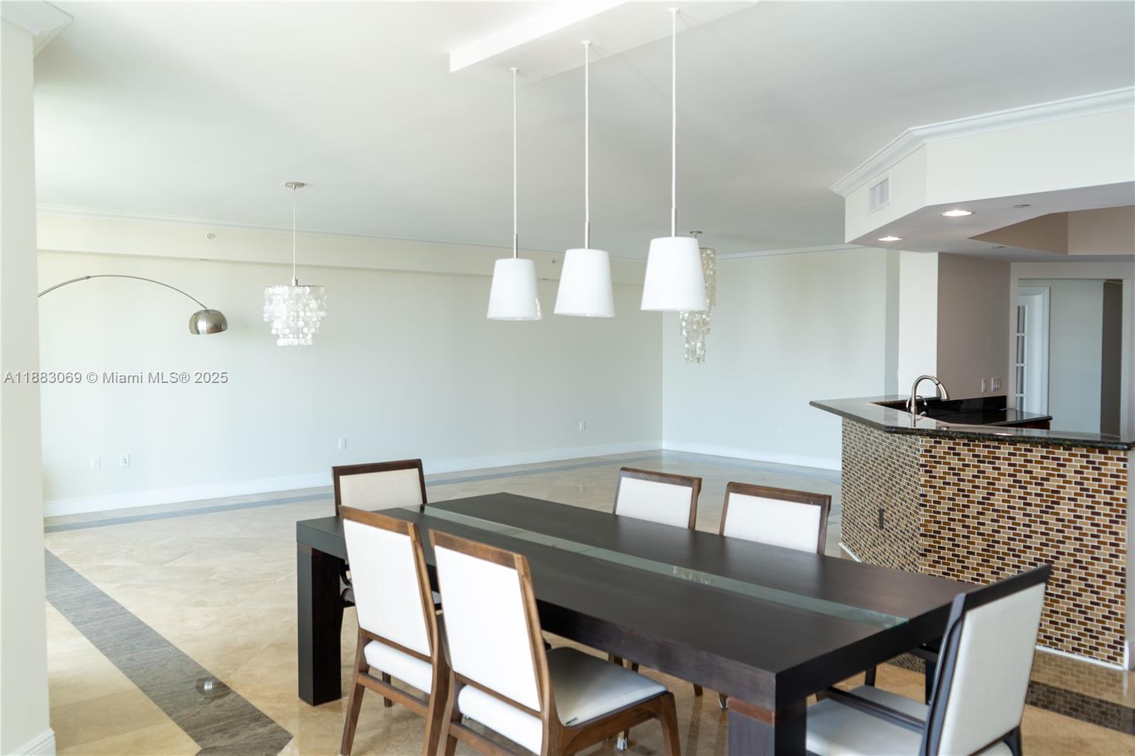 THE PENINSULA II CONDO - Residential Lease