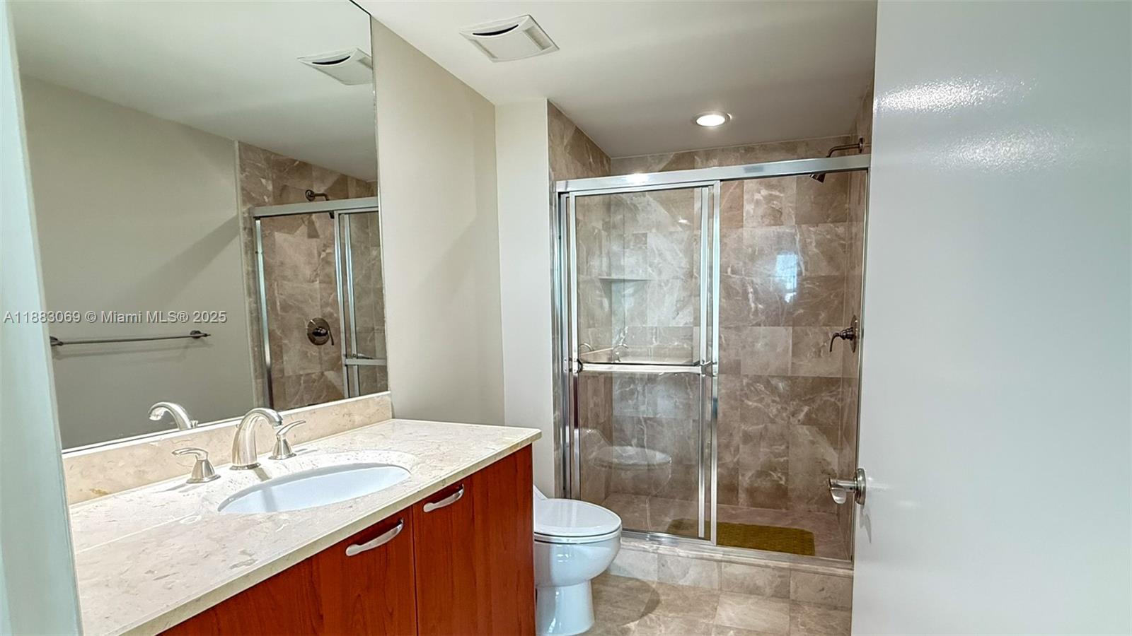 THE PENINSULA II CONDO - Residential Lease