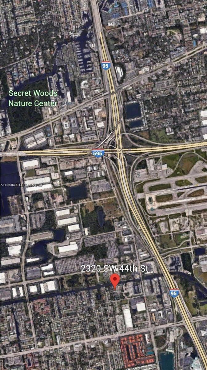 MARSHALLS EVERGLADE - Residential Lease