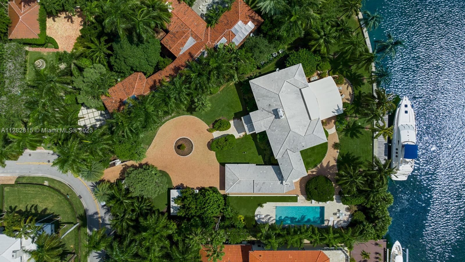 SUNSET LAKE EXTENSION - Residential