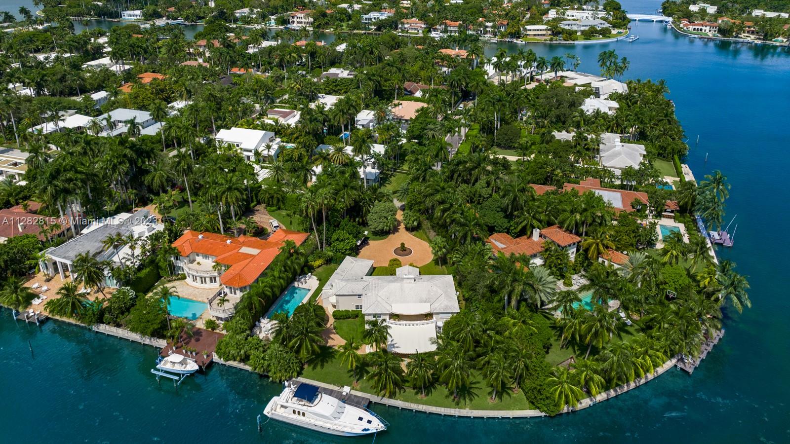 SUNSET LAKE EXTENSION - Residential