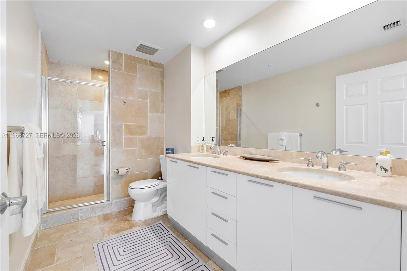 PORT CONDO - Residential Lease