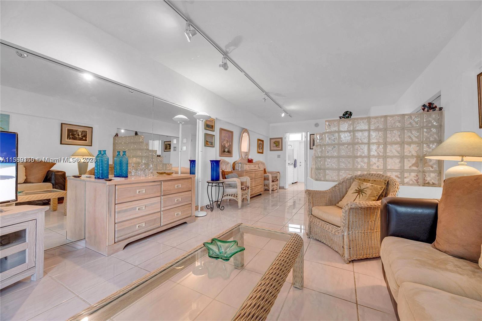 TERRACE EAST CONDO - Residential