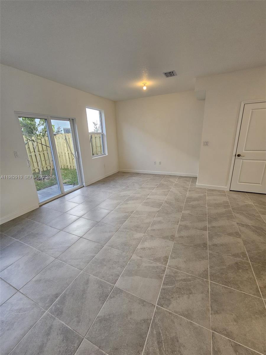 LE Jardin - Residential Income