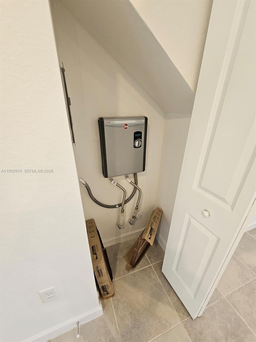 LE Jardin - Residential Income