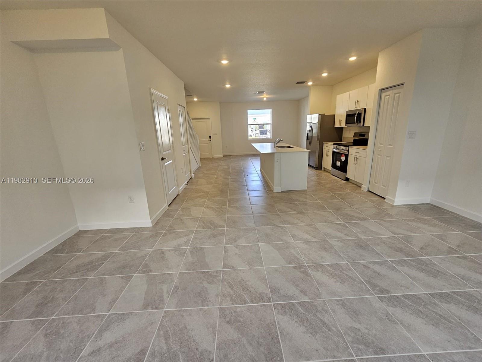 LE Jardin - Residential Income