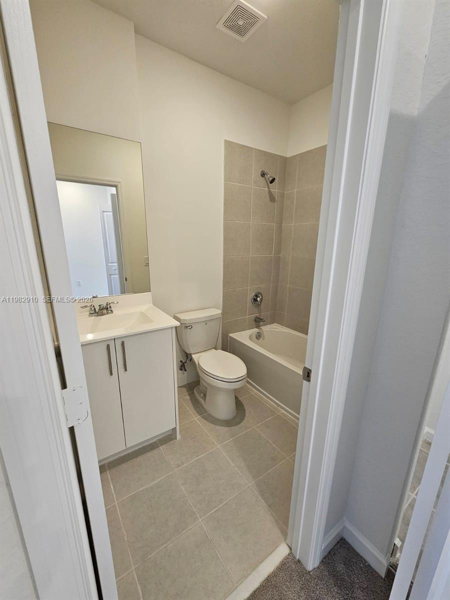 LE Jardin - Residential Income