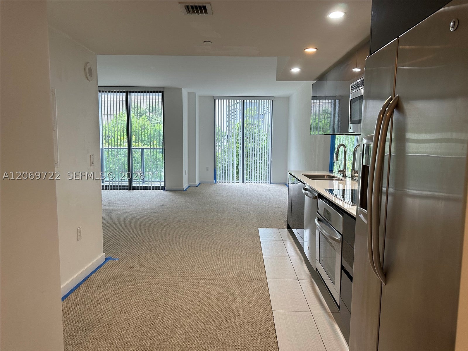 31 SE 6th St 405