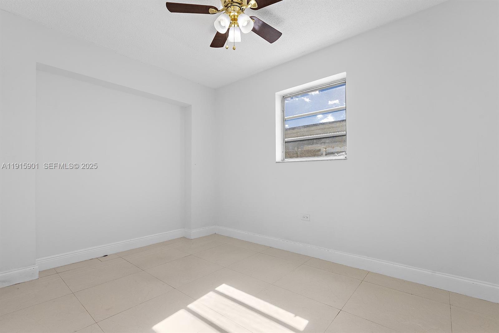 MIRAMAR SEC 6 - Residential