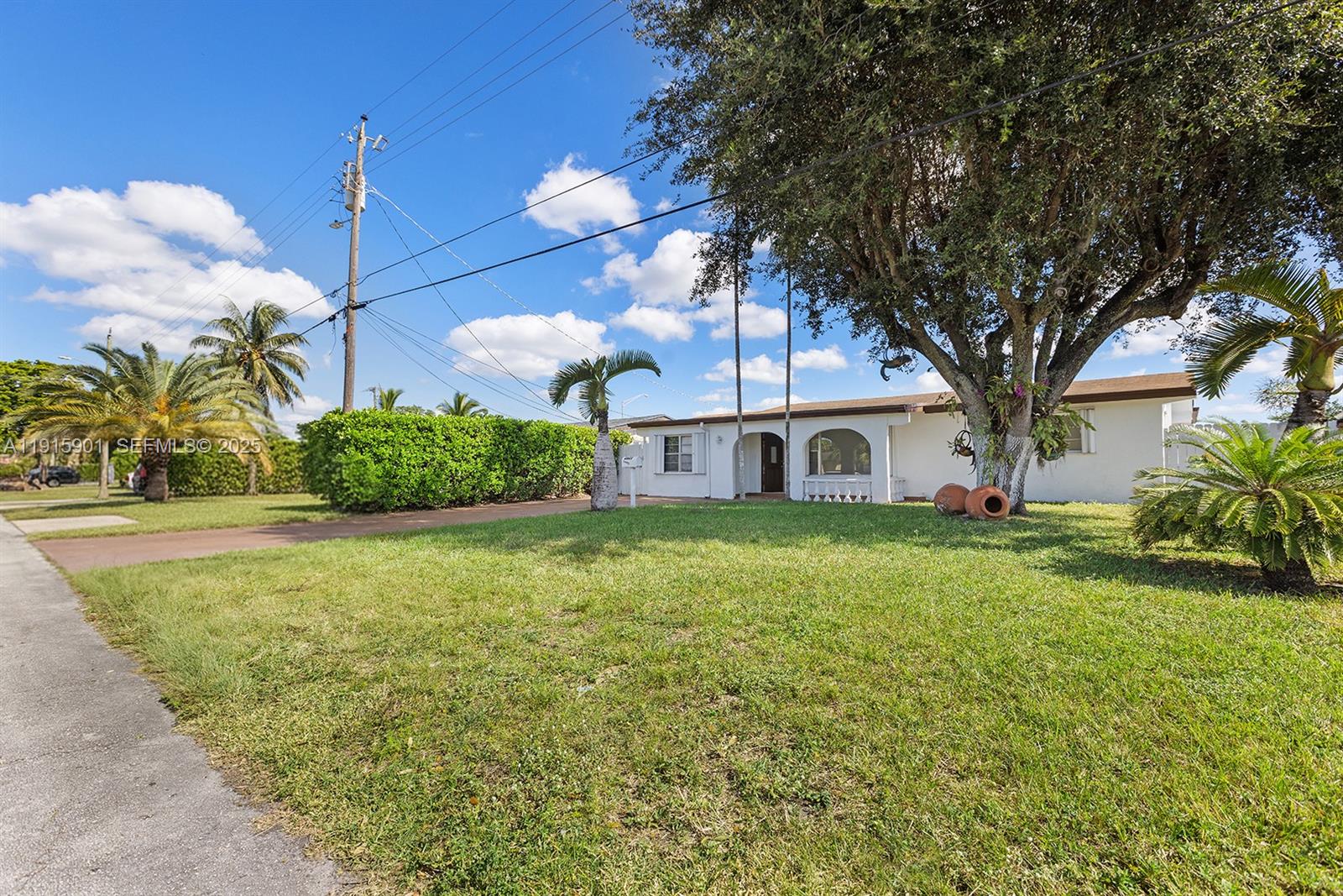 MIRAMAR SEC 6 - Residential