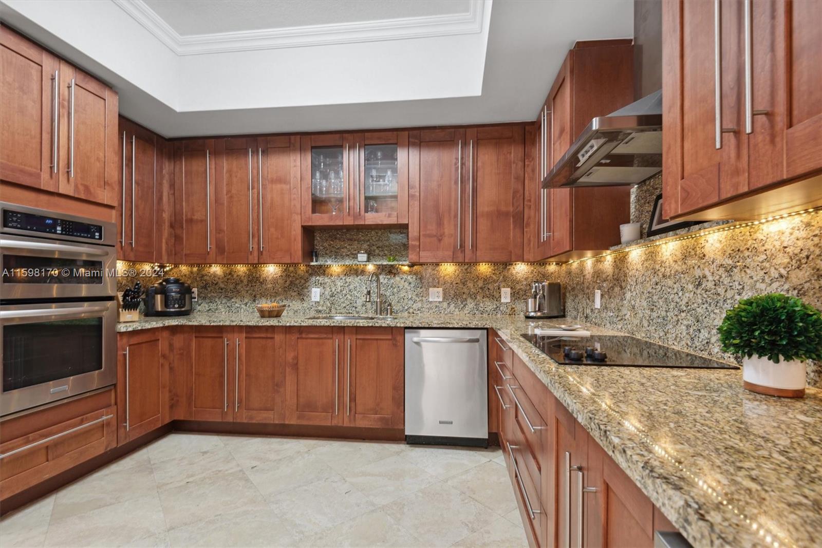VALENCIA GRANDE CONDO - Residential Lease
