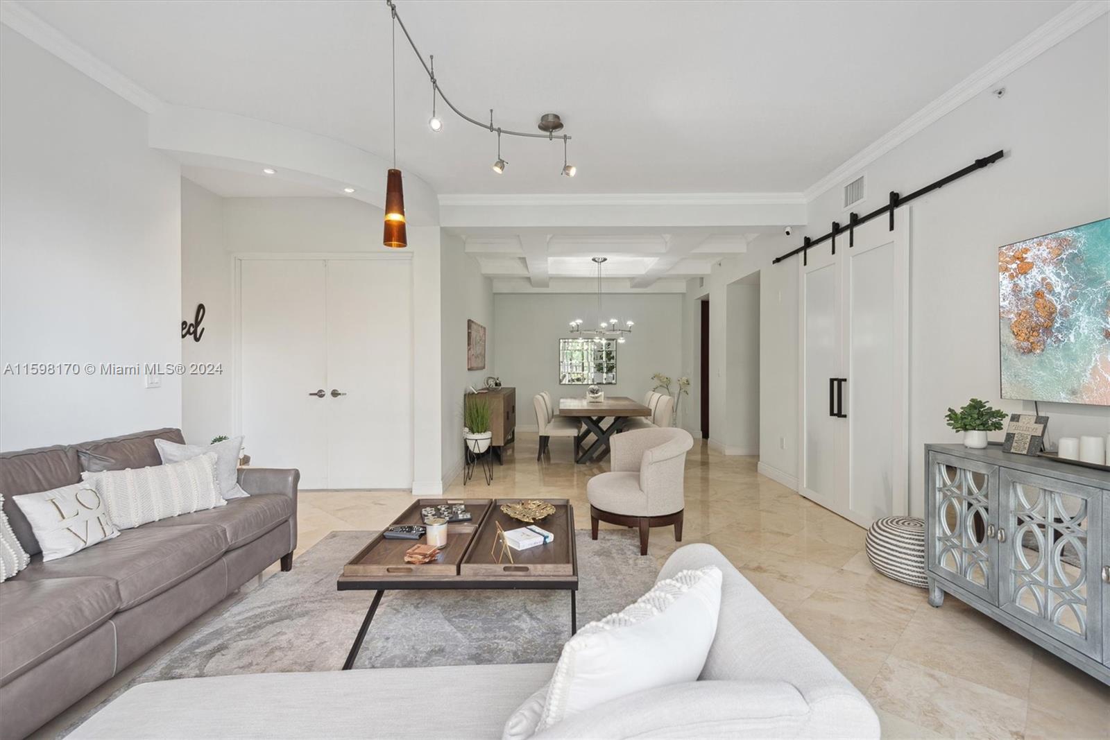VALENCIA GRANDE CONDO - Residential Lease