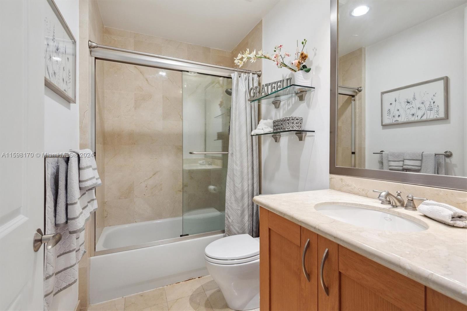 VALENCIA GRANDE CONDO - Residential Lease