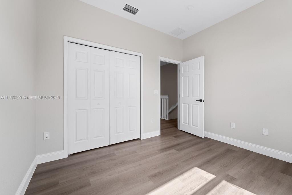 TAMARAC CIRCLE - Residential