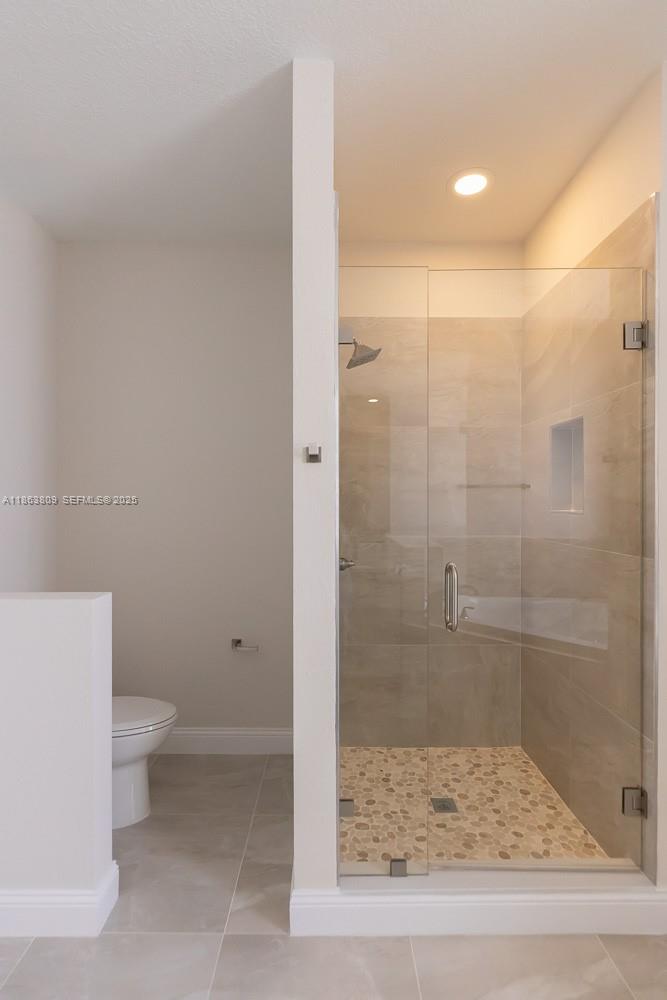 TAMARAC CIRCLE - Residential