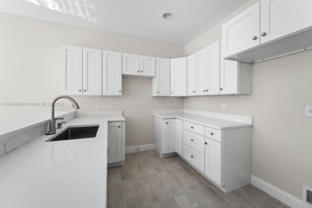 5400 NW 57th Ct