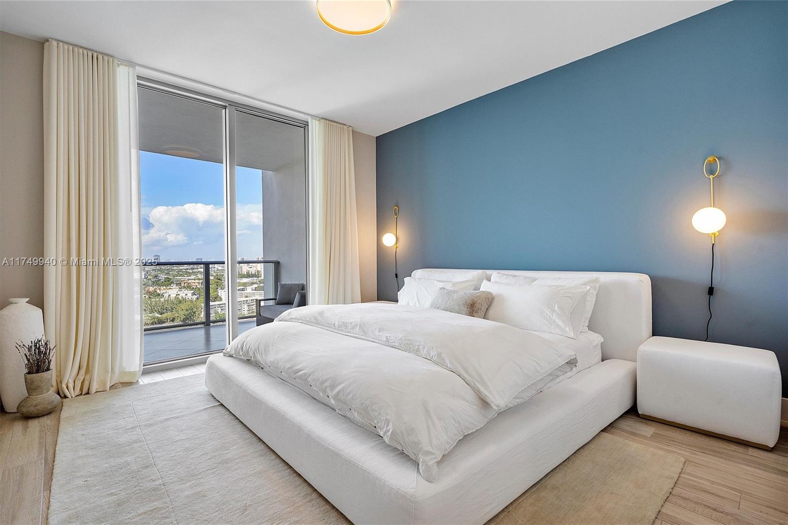 MARINA PALMS RESIDENCES N - Residential