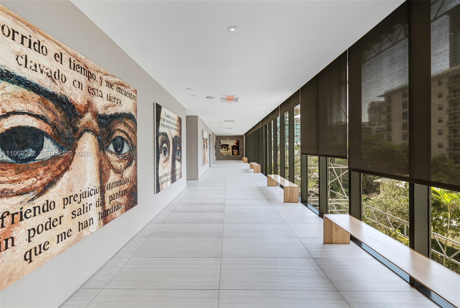 ICON BAY CONDO - Residential