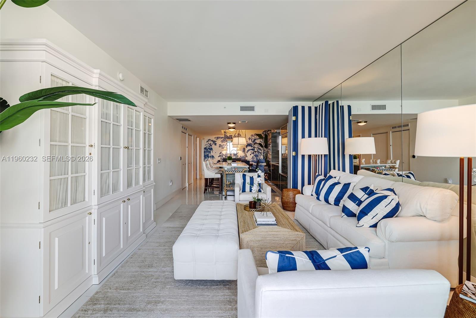 ICON BAY CONDO - Residential