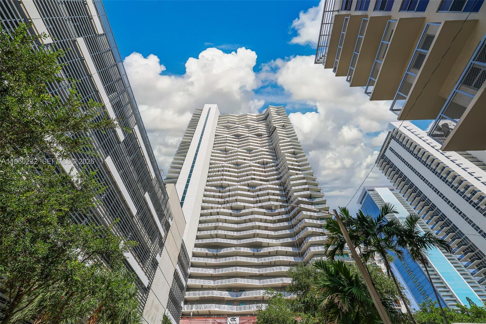 ICON BAY CONDO - Residential