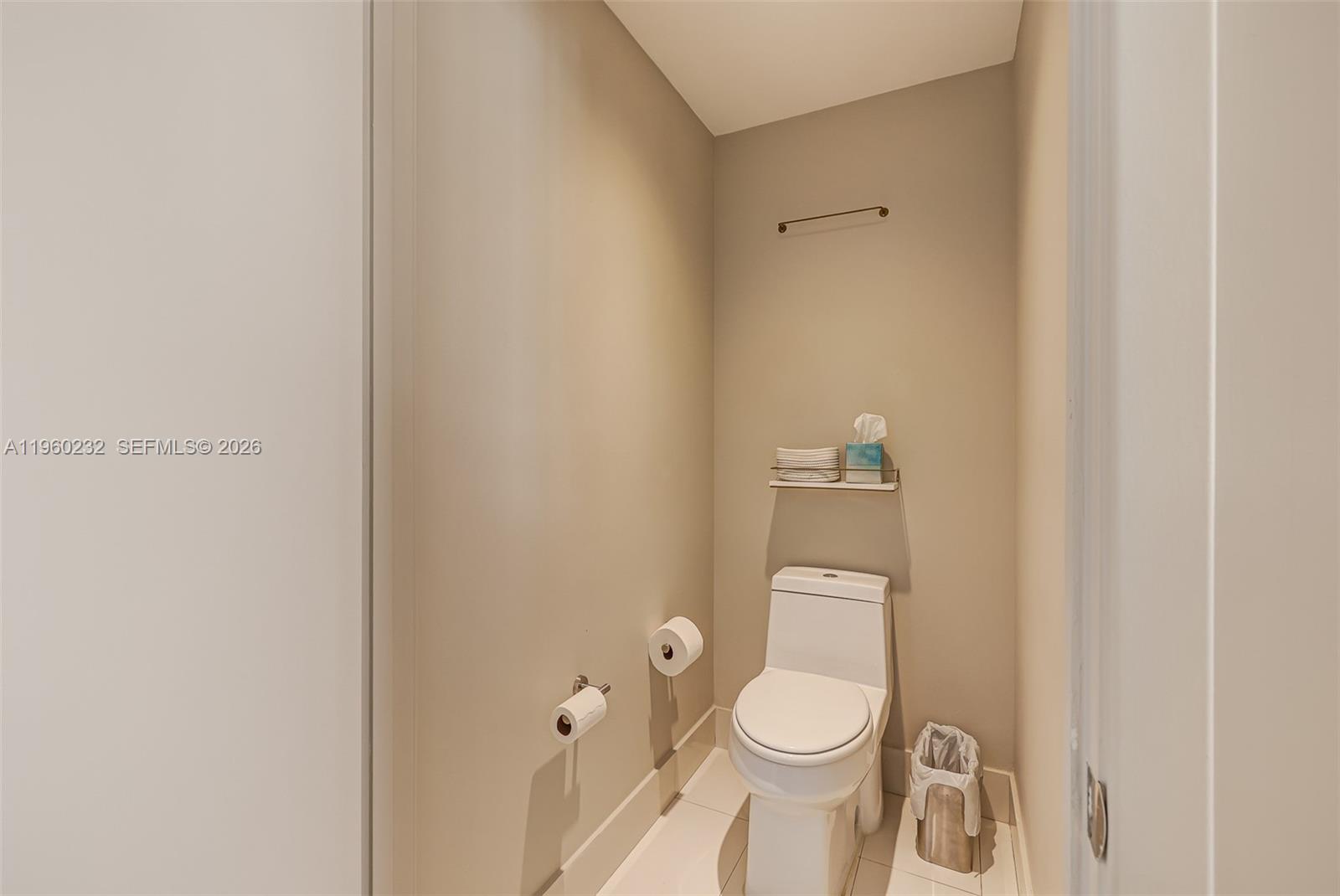 ICON BAY CONDO - Residential