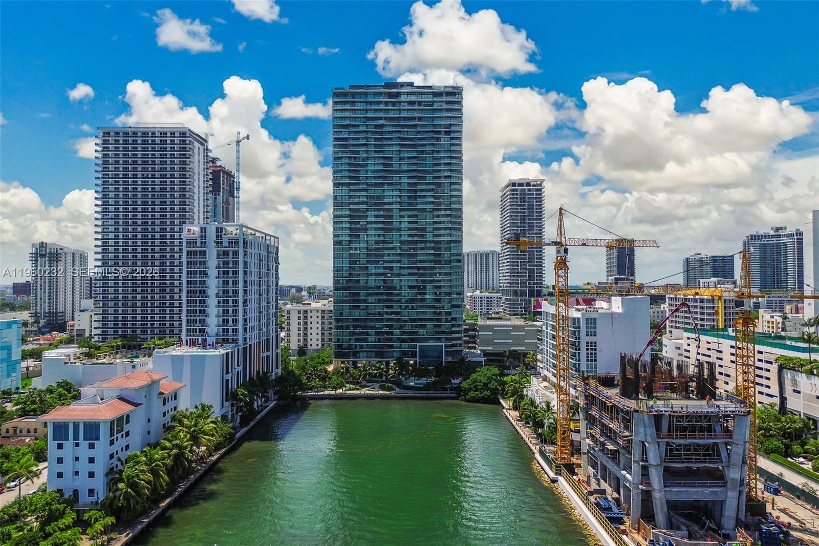 ICON BAY CONDO - Residential