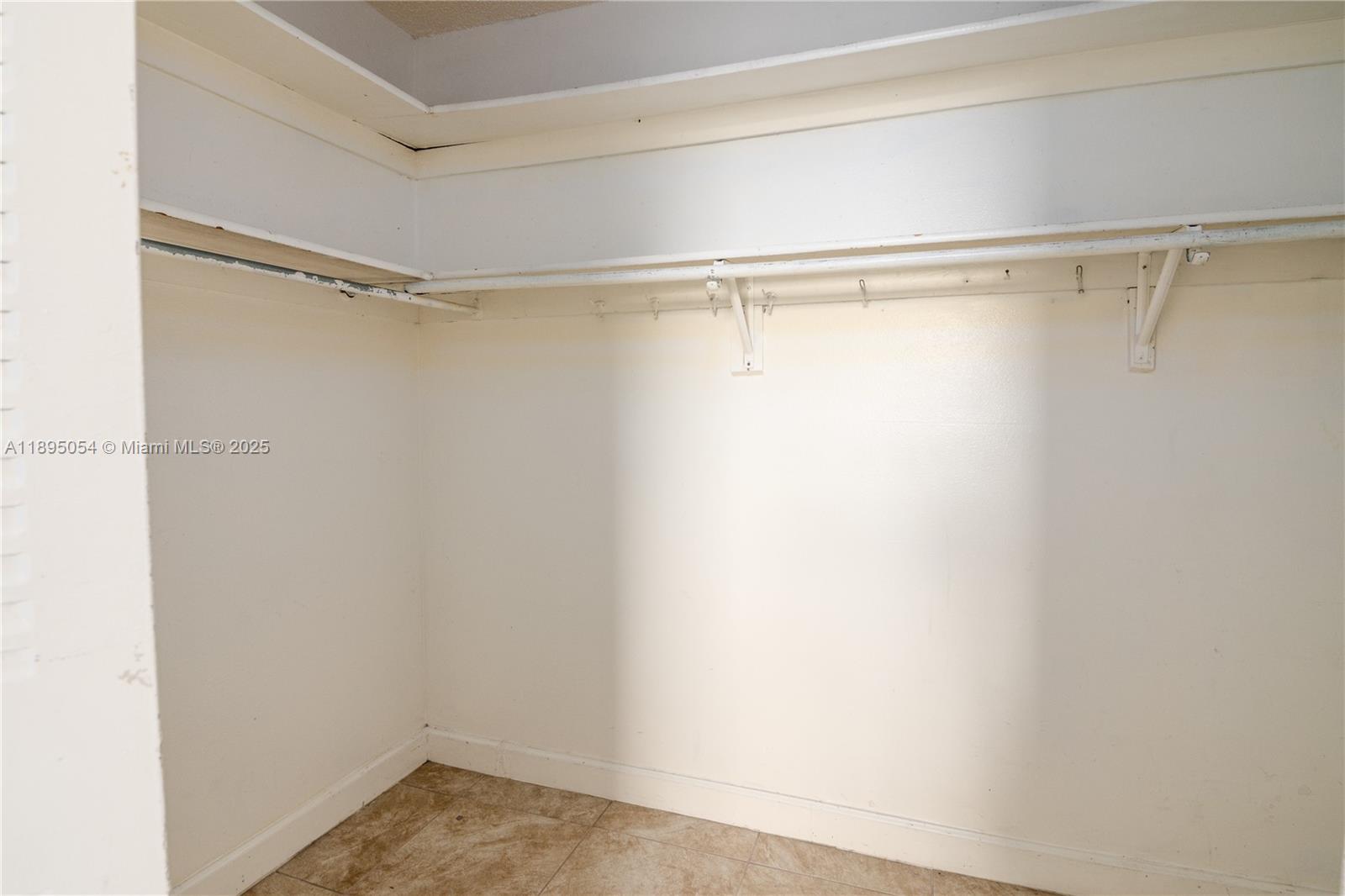 WOODCREEK CONDO - Residential