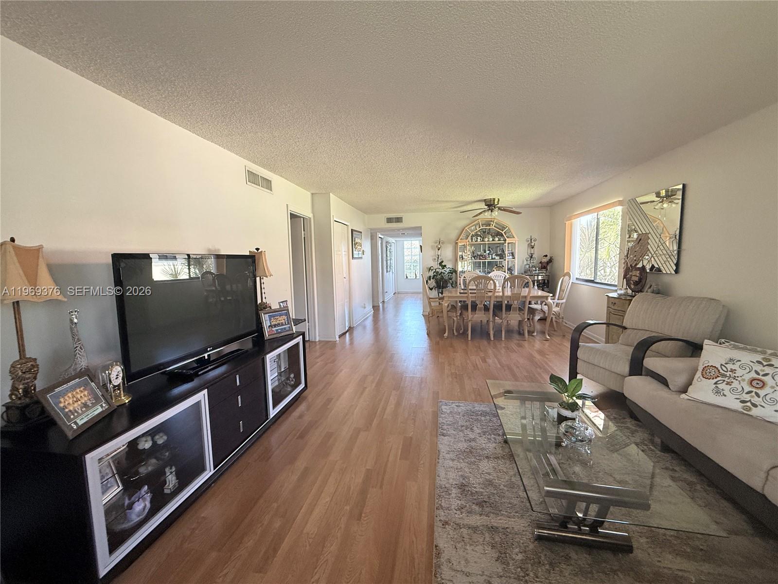 WESTON LAKES 21 INC CONDO - Residential